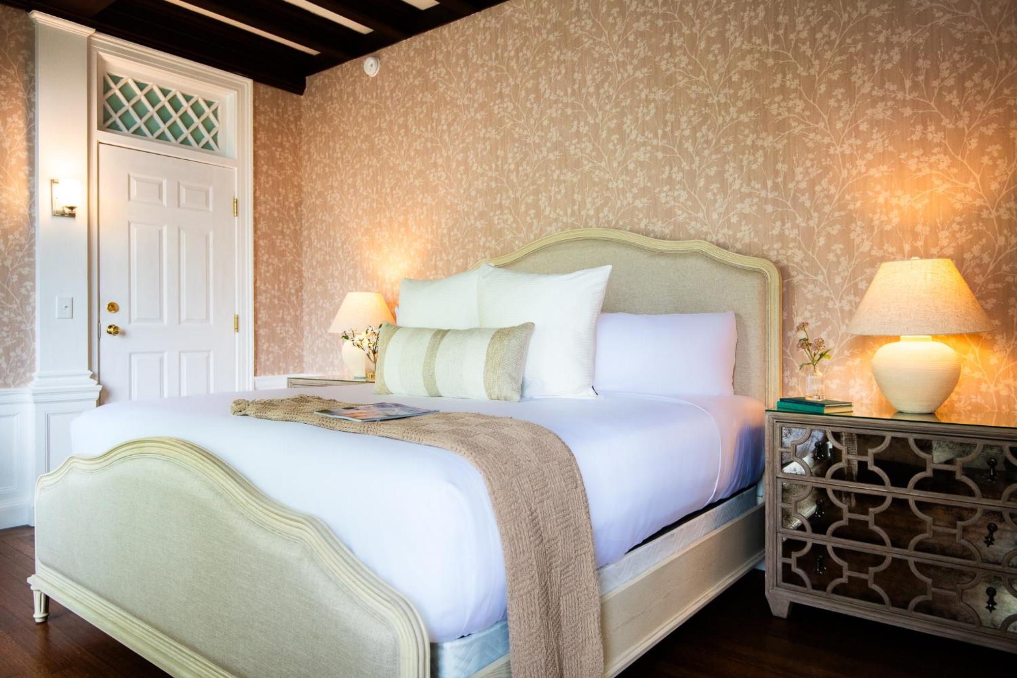 Cleftstone Bed and breakfast 3*